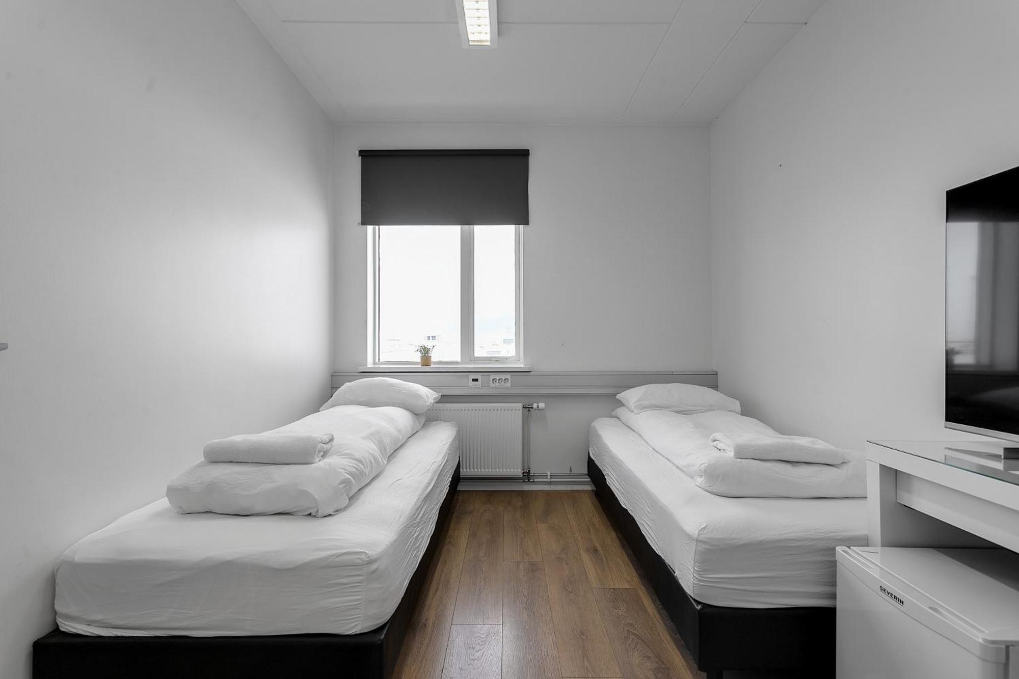 Bank Guesthouse By Kef Airport เค็ปลาวิก ภายนอก รูปภาพ
